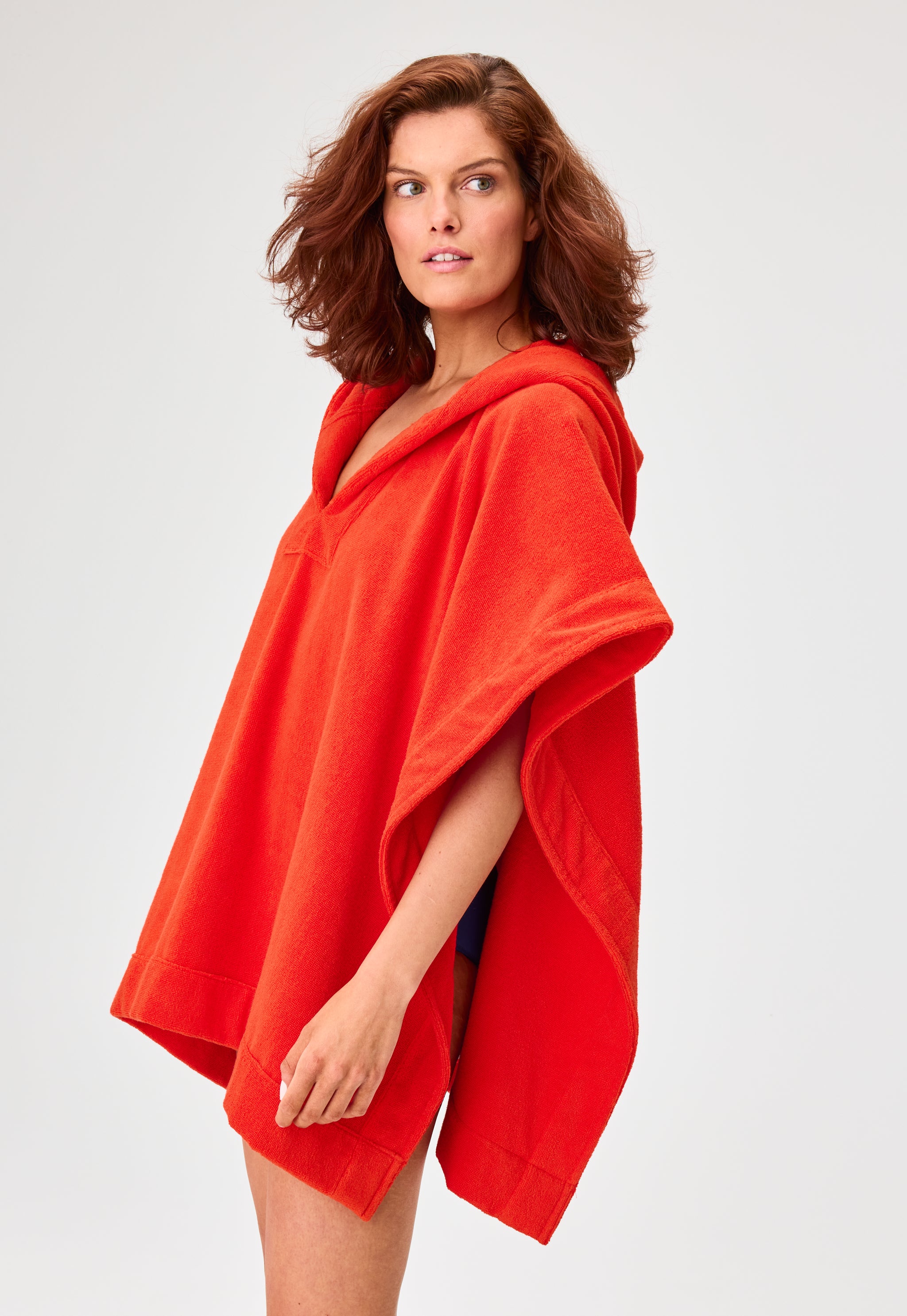 THE BEACH PONCHO in TOMATO TERRY CLOTH