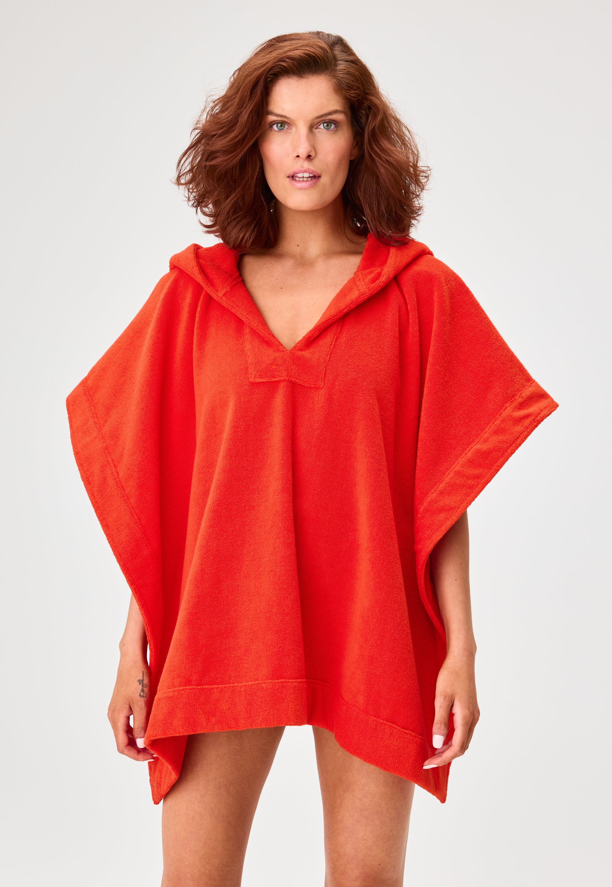 THE BEACH PONCHO in TOMATO TERRY CLOTH