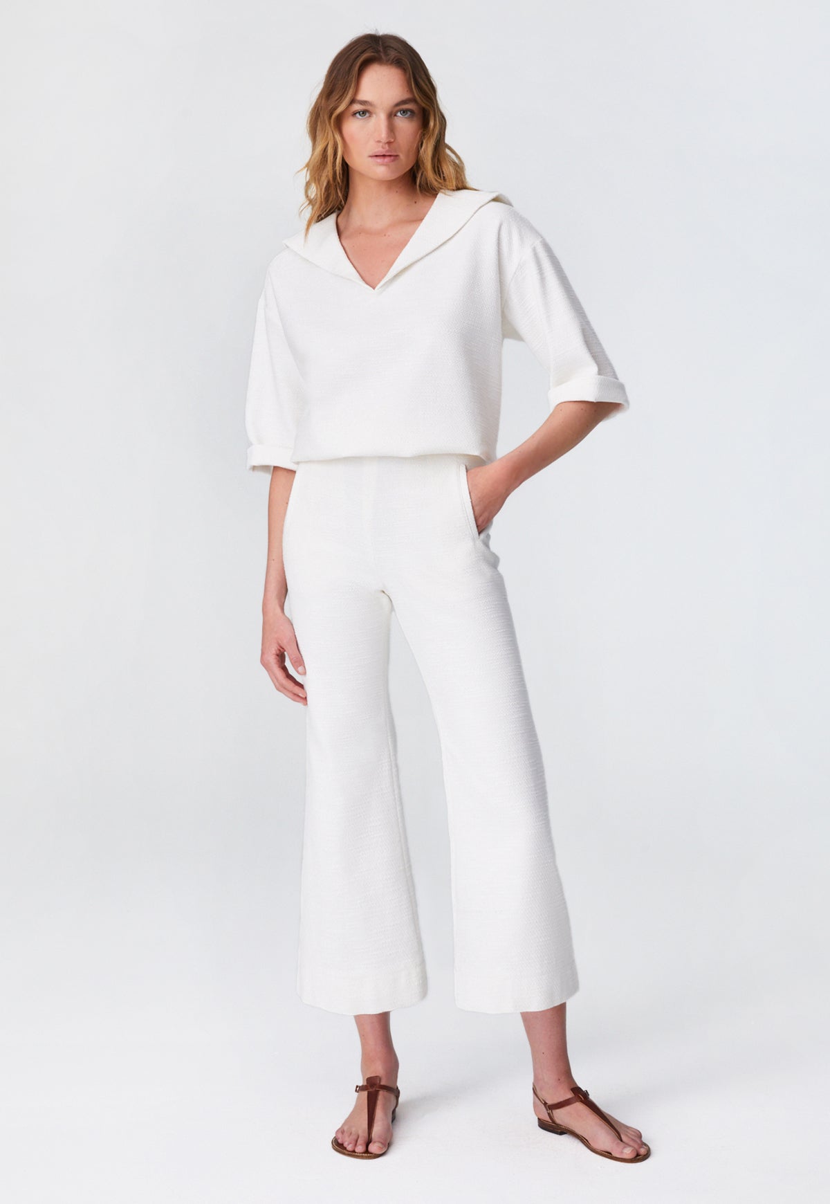 THE FLARE TROUSER in WHITE TEXTURED COTTON
