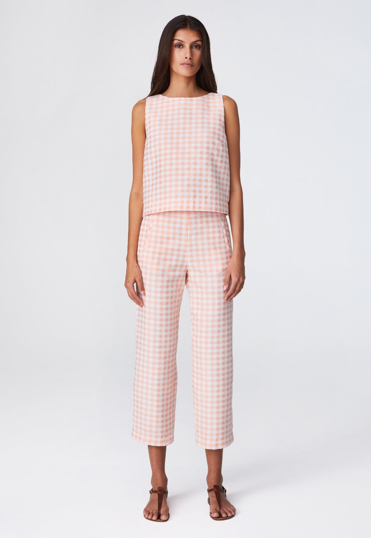 THE SLEEVELESS SHIFT TOP in CORAL GINGHAM BOUCLE COTTON