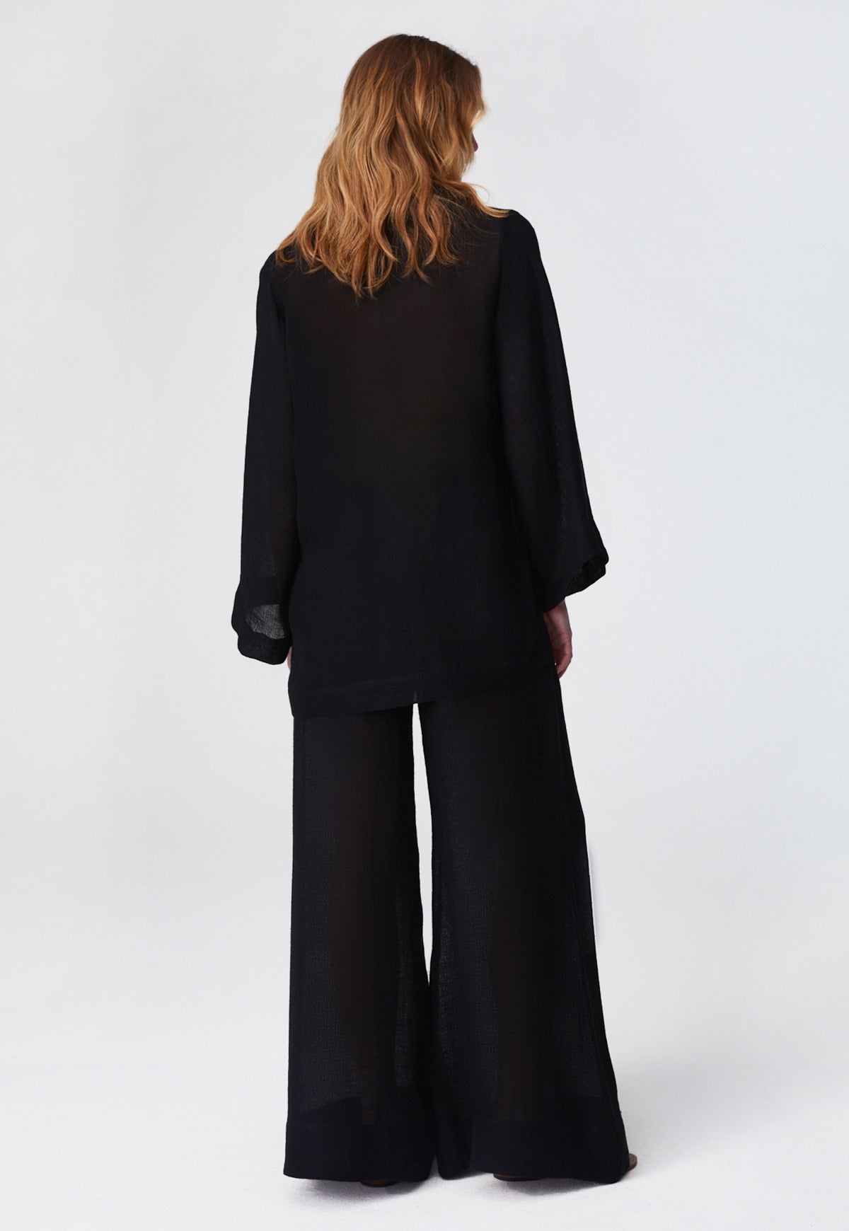 THE LOW-WAIST WIDE LEG PANT in BLACK ORGANIC GAUZE