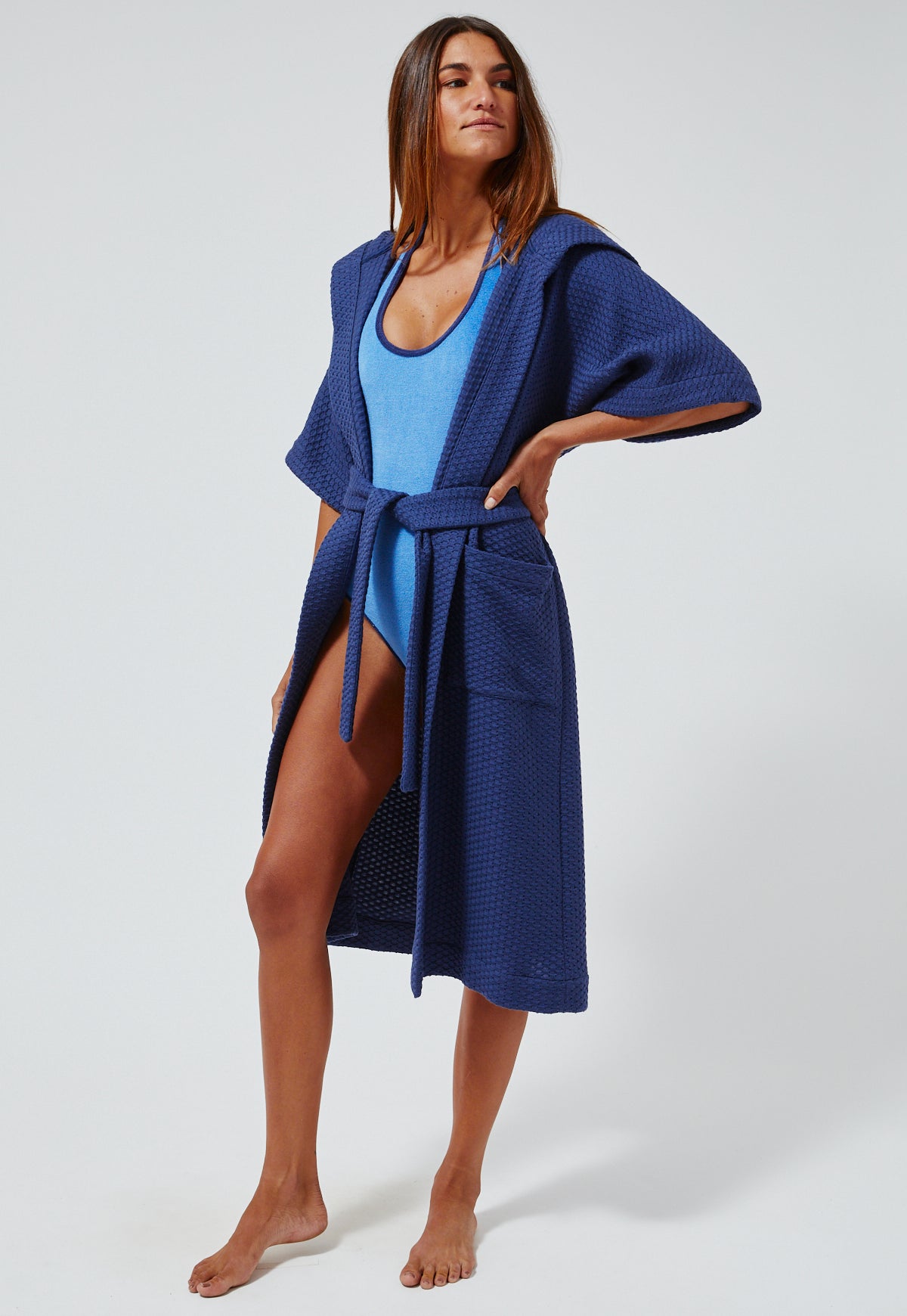 THE DRESSING DOWN in HOODED NAVY HONEYCOMB PIQUE