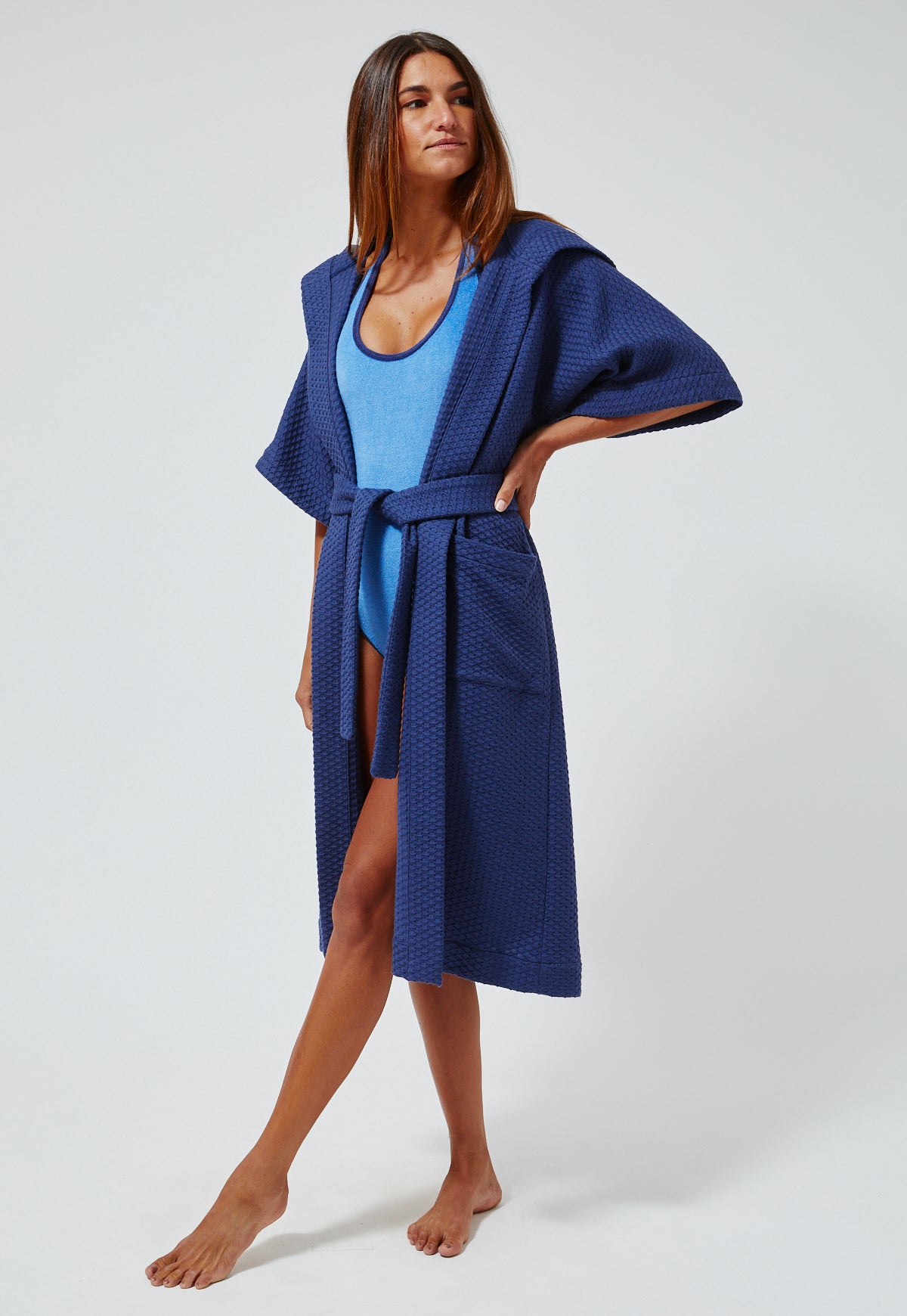 THE DRESSING DOWN in HOODED NAVY HONEYCOMB PIQUE