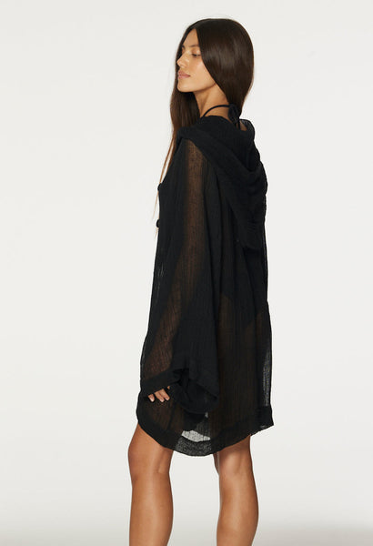 THE BEACH CAPE MINI in BLACK SORRENTO GAUZE
