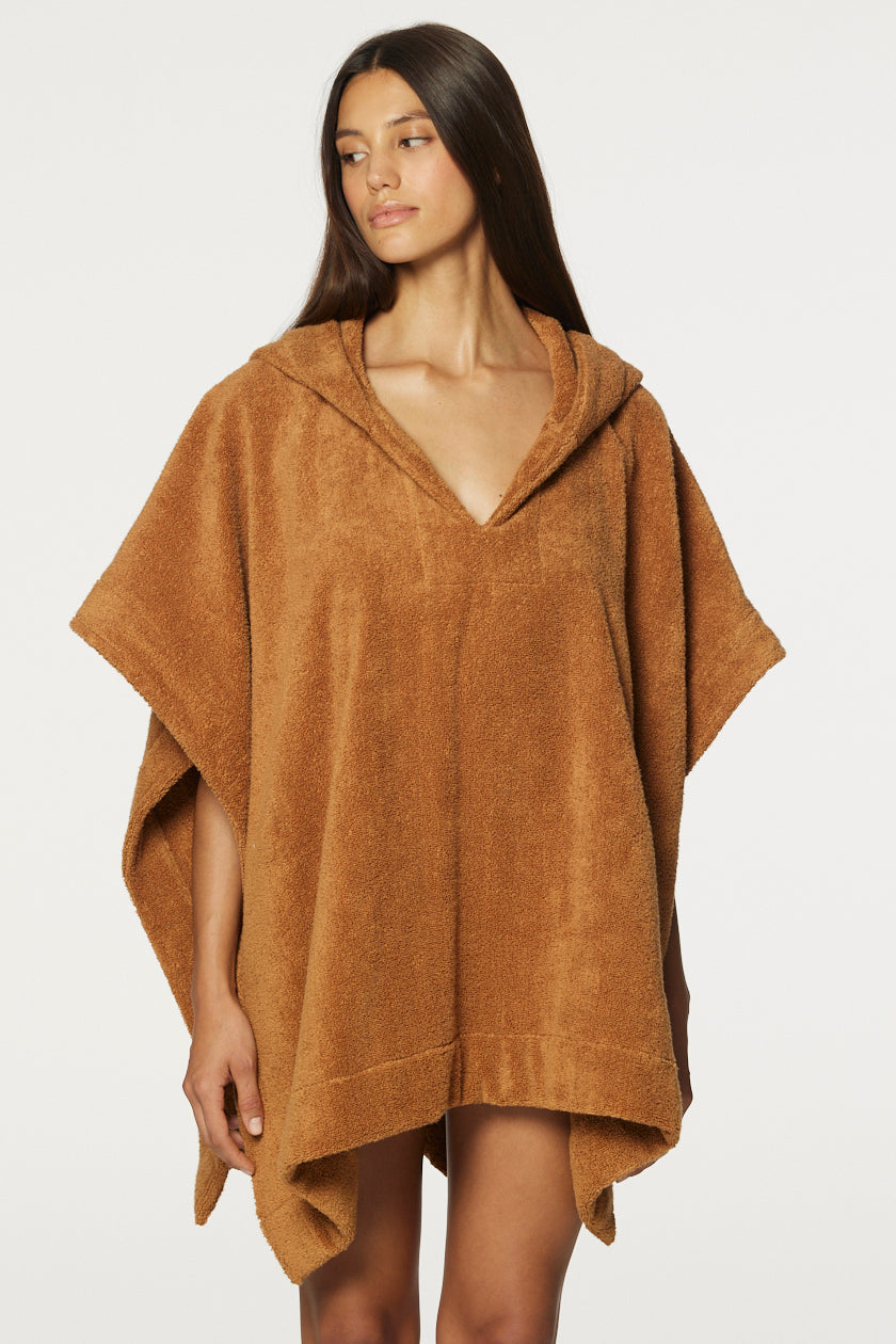 THE BEACH PONCHO in CARAMEL TERRY CLOTH