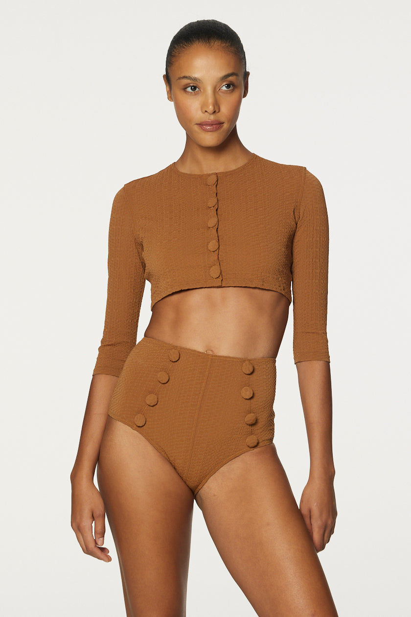 THE CARDIGAN in CARAMEL SEERSUCKER