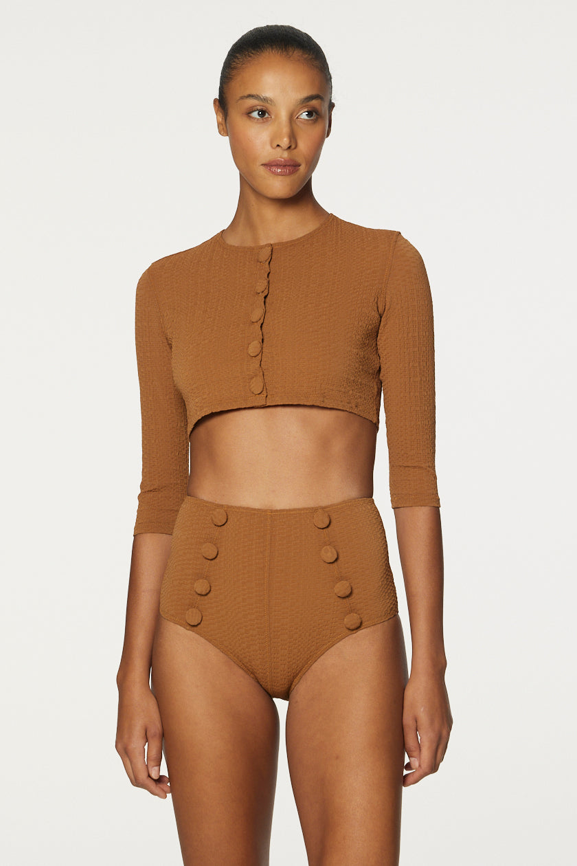 THE CARDIGAN in CARAMEL SEERSUCKER