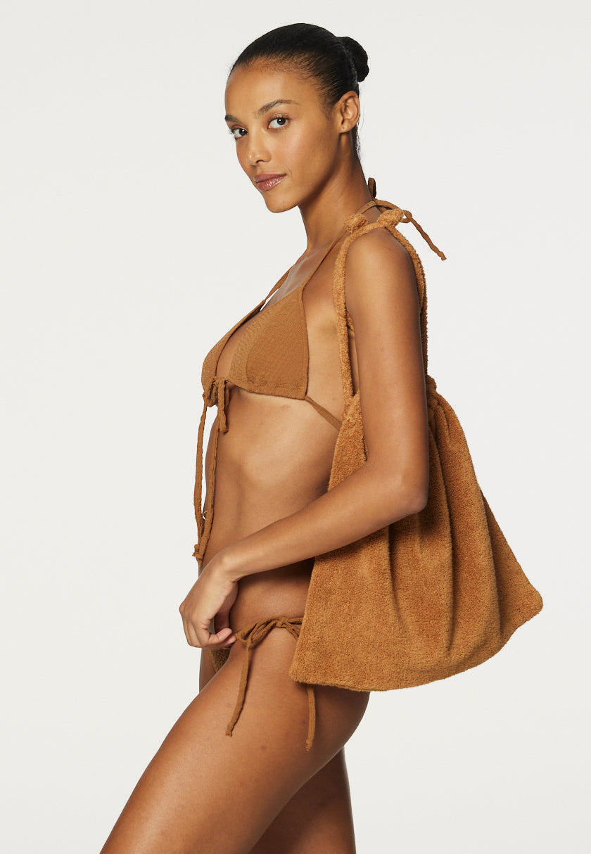 THE DRAWSTRING POCHETTE  in CARAMEL TERRY CLOTH