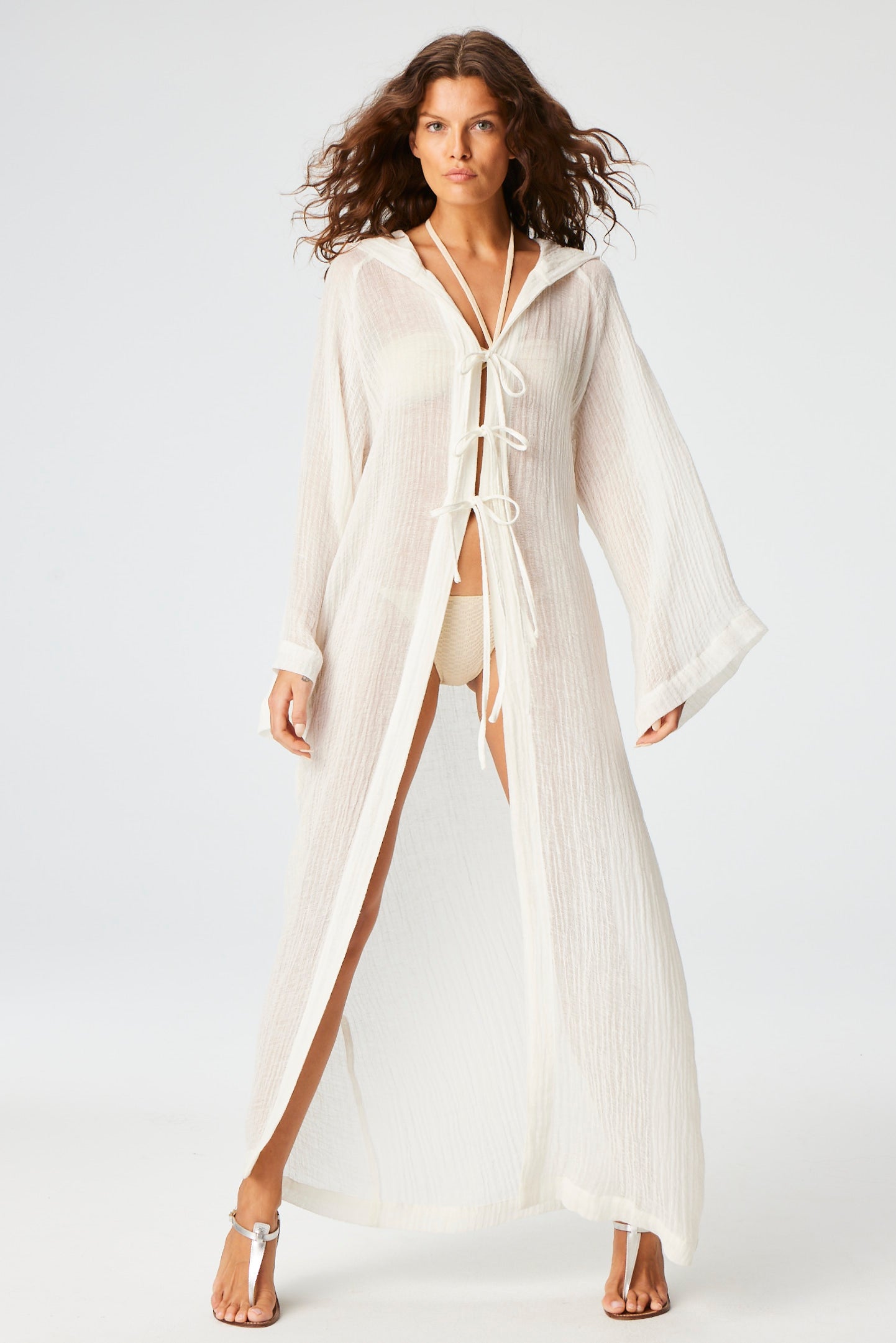 THE BEACH CAPE in WHITE SORRENTO GAUZE