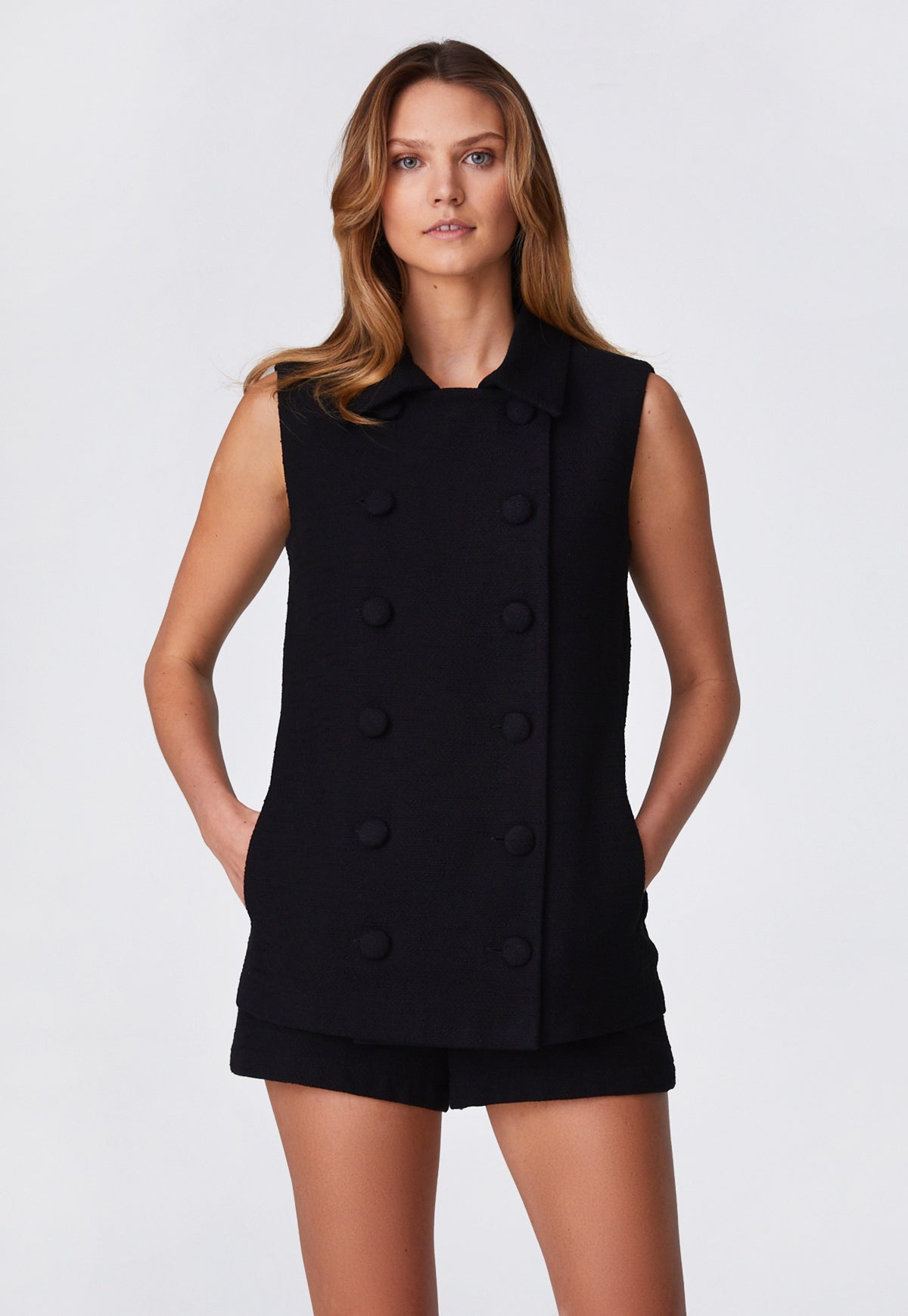 THE DOUBLE BREASTED SLEEVELESS JACKET in BLACK TEXTURED COTTON