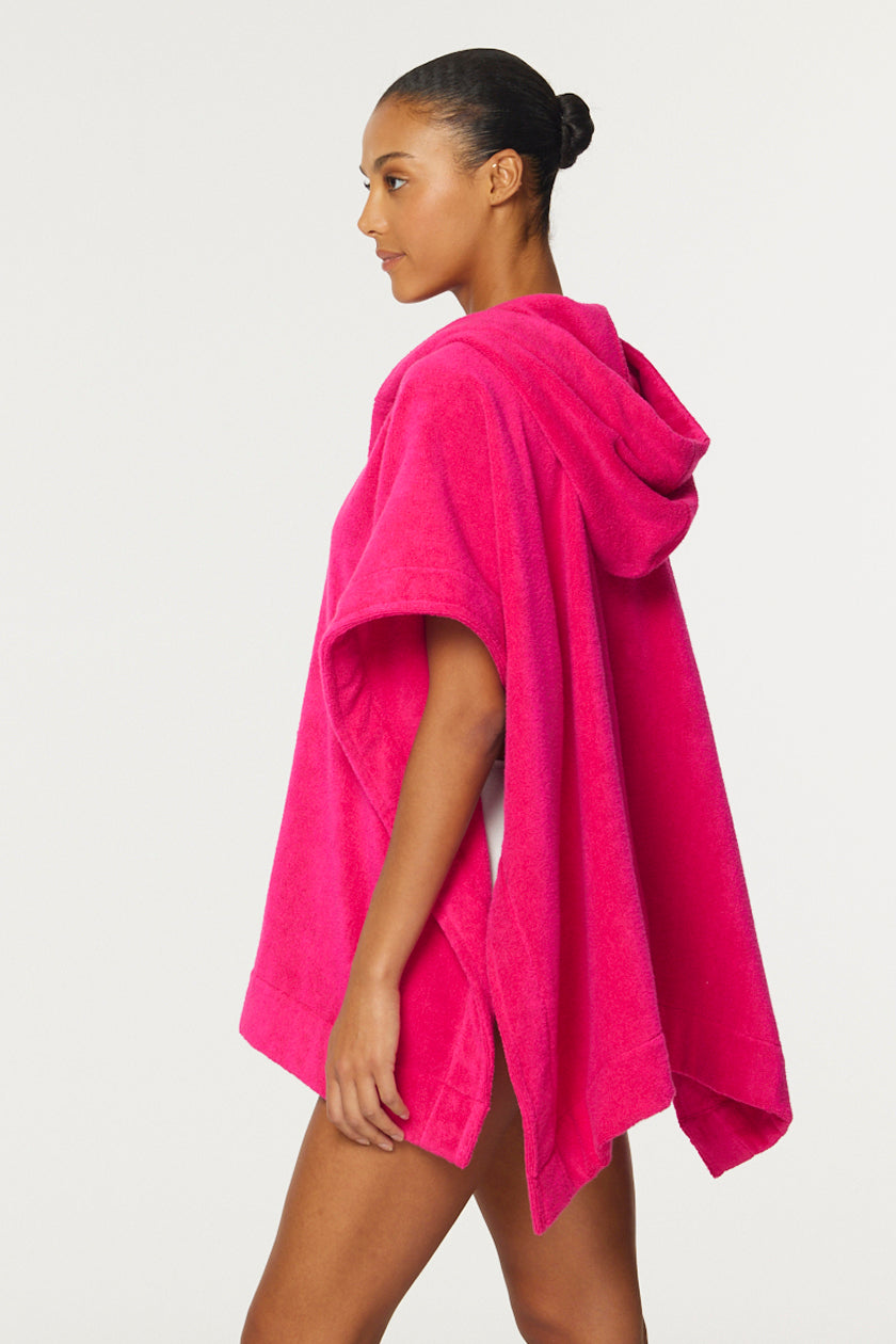 THE BEACH PONCHO in FUCHSIA TERRY CLOTH