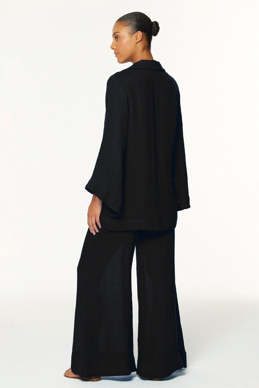 THE LOW-WAIST WIDE LEG PANT in BLACK ORGANIC GAUZE