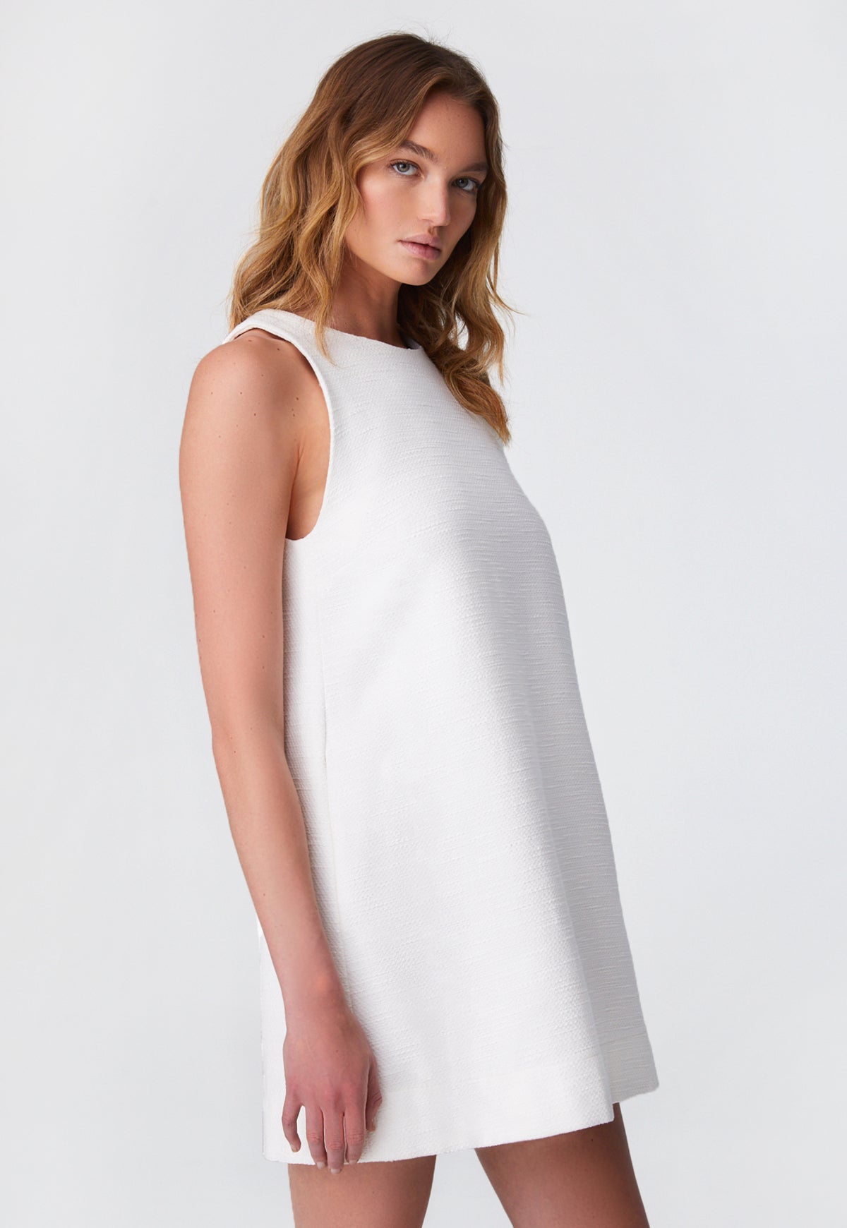 THE SHIFT DRESS in WHITE TEXTURED COTTON