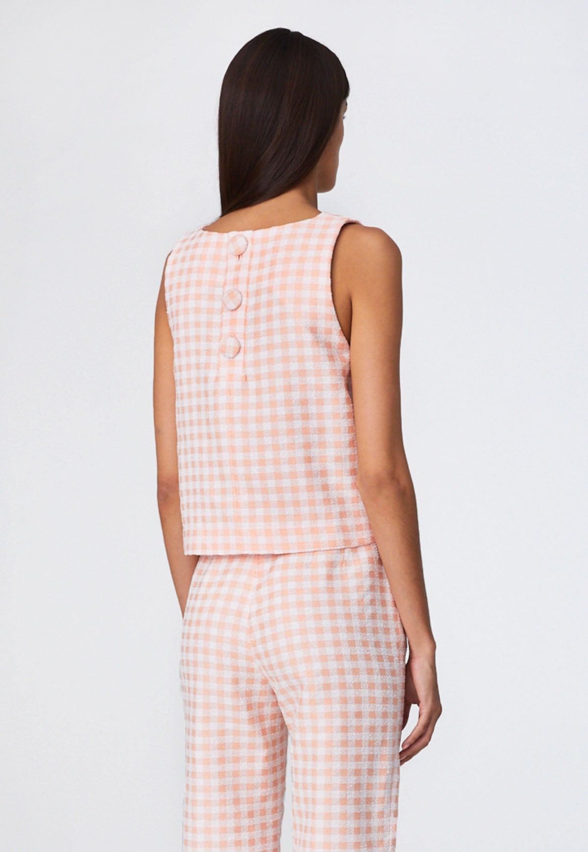 THE SLEEVELESS SHIFT TOP in CORAL GINGHAM BOUCLE COTTON