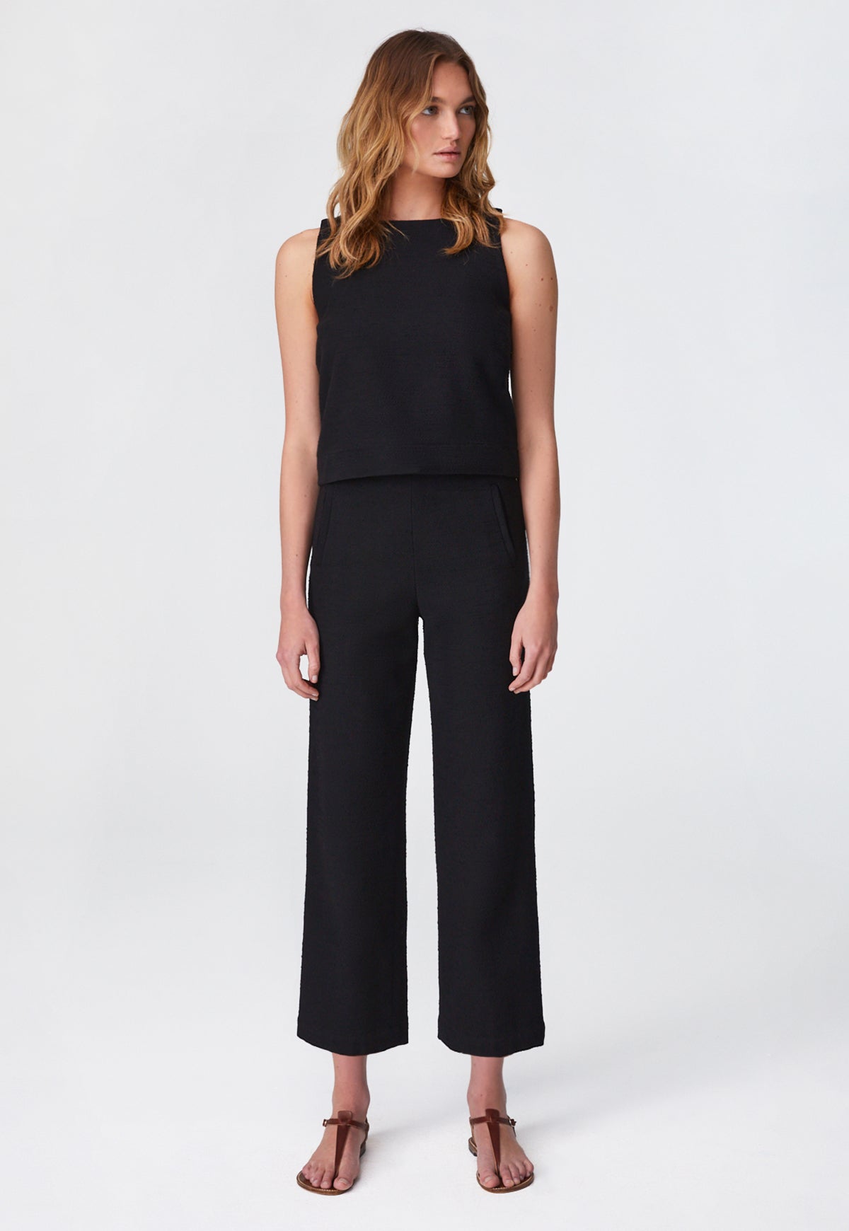 THE STRAIGHT LEG TROUSER in BLACK TEXTURED COTTON