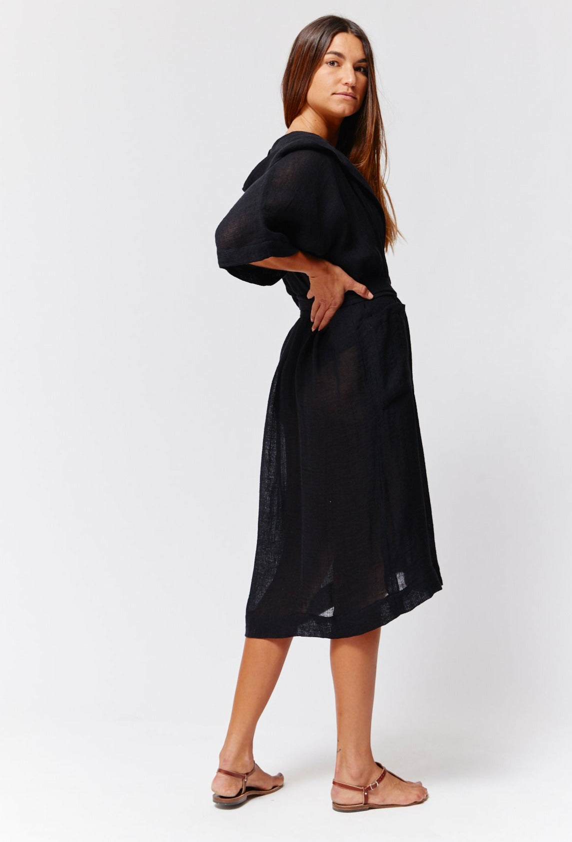 THE HOODED DRESSING GOWN in BLACK ORGANIC GAUZE