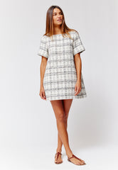 tweed dress 150 白　タグ付き T_SHIRT_DRESS_BLACK_WHITE_TWEE